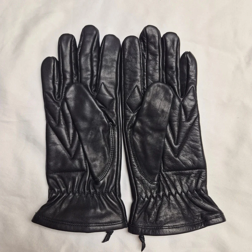 Harley Davidson Womens Small Black Genuine Leather Motorcycle Gloves Medallions